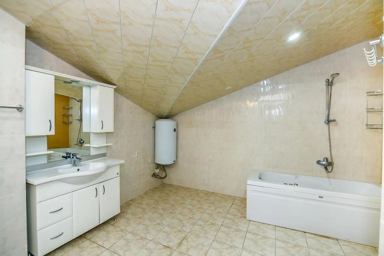 Baku City Apartment 4 Bedrooms