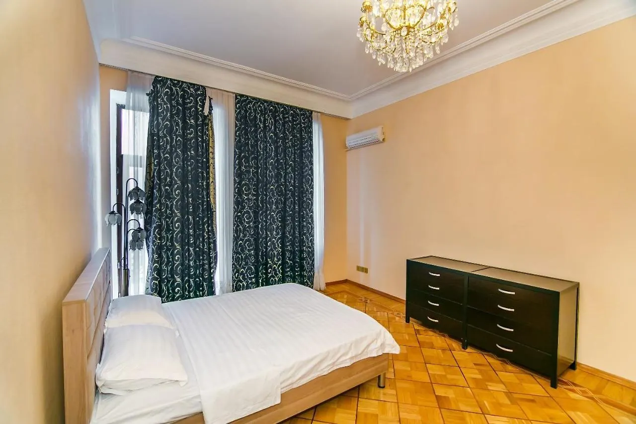 Baku City Apartment 4 Bedrooms Azerbaijan