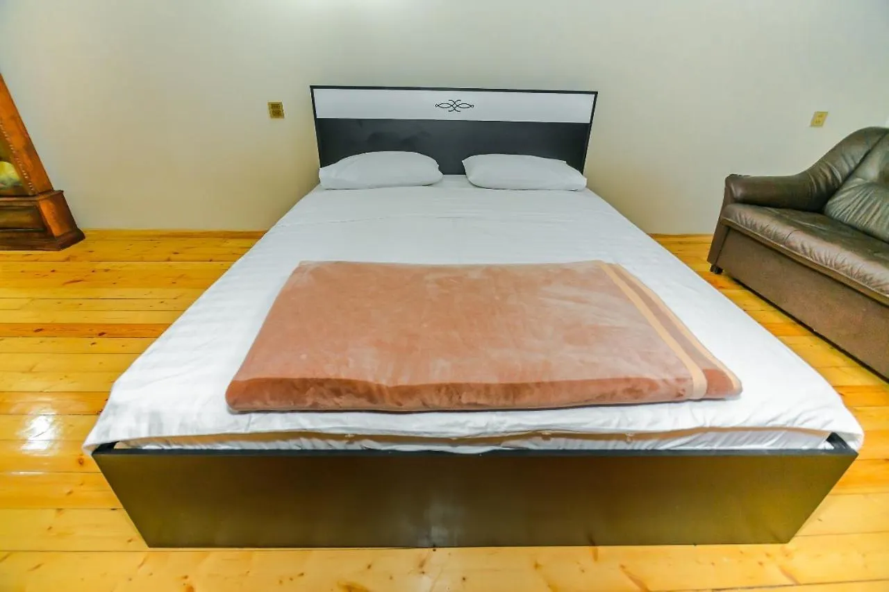 Baku City Apartment 4 Bedrooms