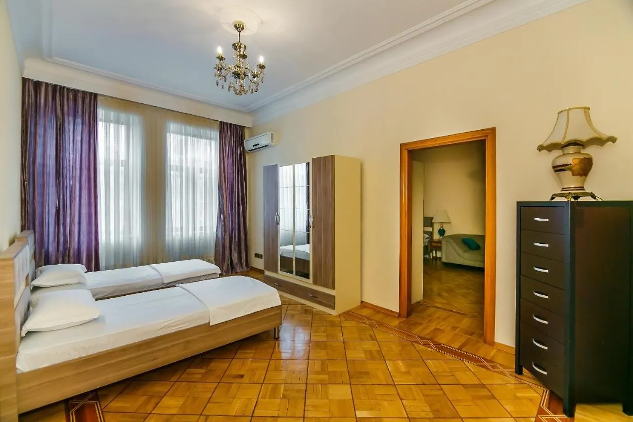 Baku City Apartment 4 Bedrooms
