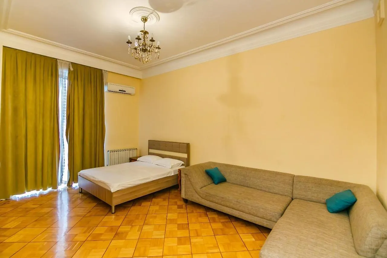 Baku City Apartment 4 Bedrooms